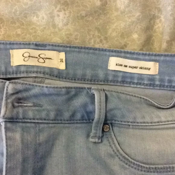 JESSICA SIMPSON light blue denim distressed jeans - Picture 4 of 7